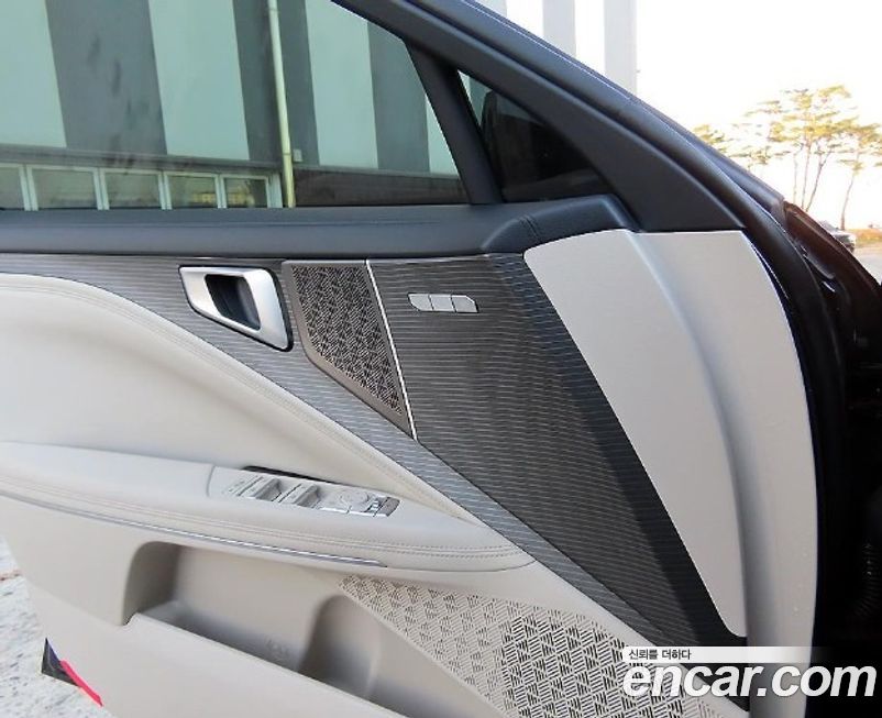 Kia K8 2025