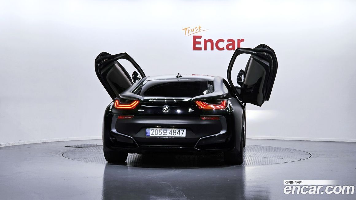 BMW i8 2016