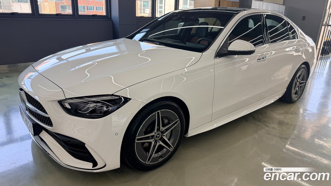 Mercedes-Benz C-Class 2025