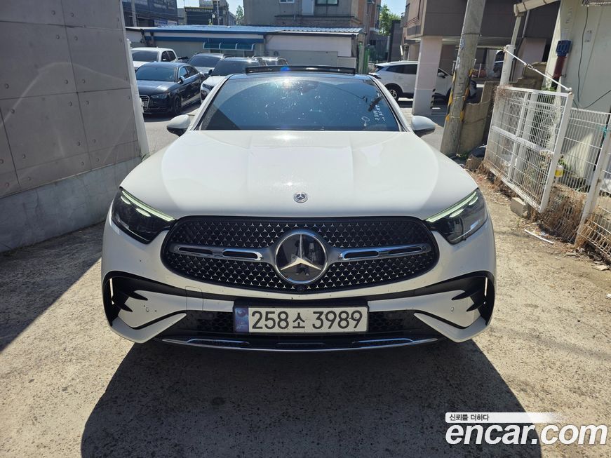 Mercedes-Benz GLC-Class 2024