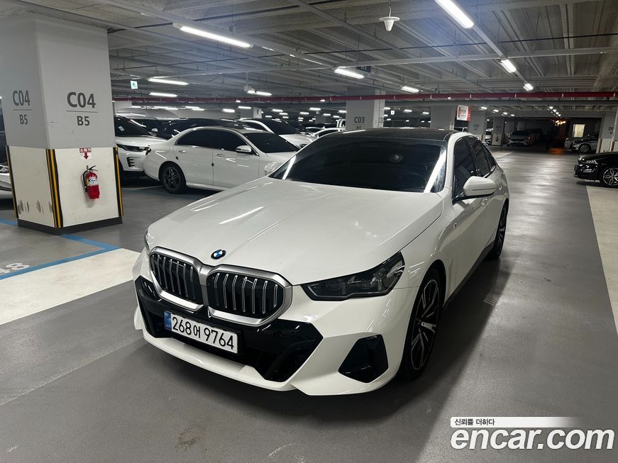 BMW 5-Series 2025