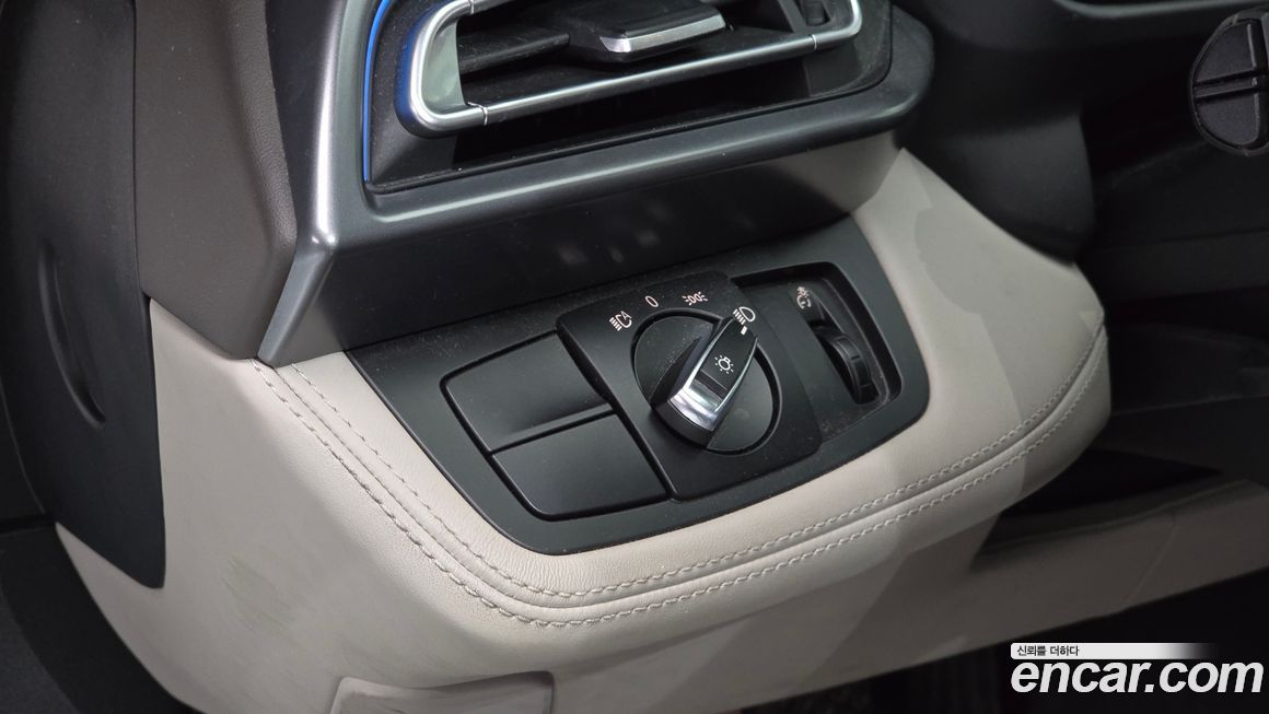 BMW i8 2016