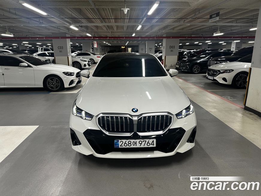 BMW 5-Series 2025