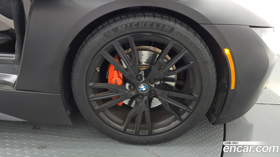 BMW i8 2016