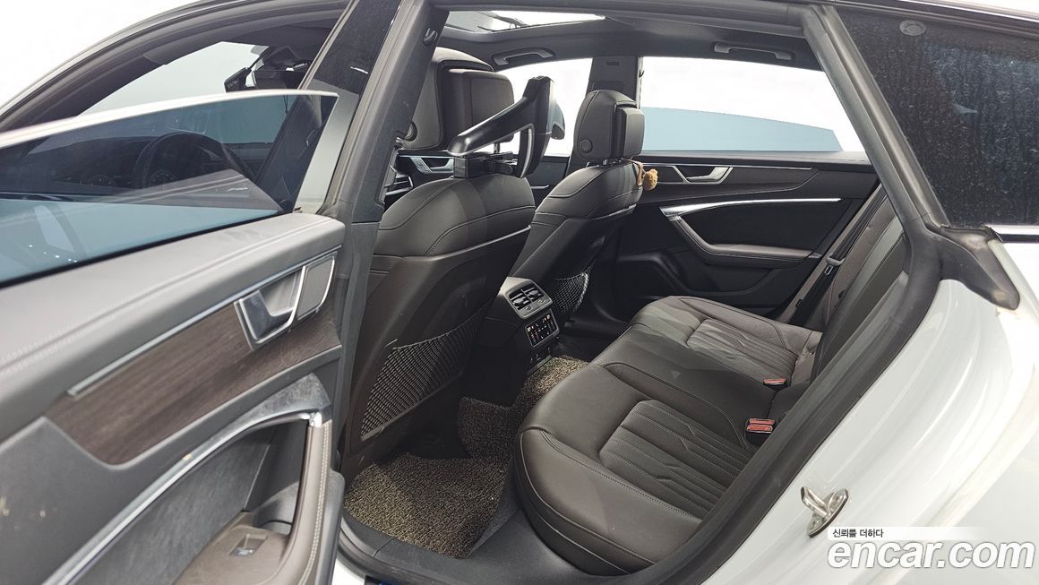 Audi A7 2023