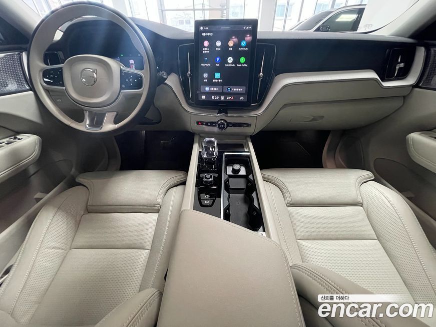 Volvo XC60 2026