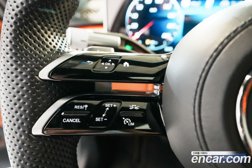 Mercedes-Benz S-Class 2021