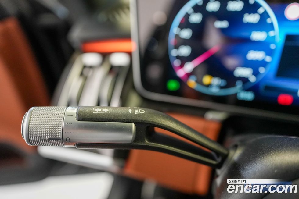 Mercedes-Benz S-Class 2021