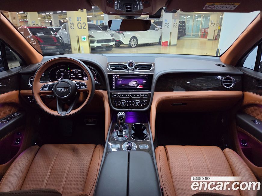 Bentley Bentayga 2021