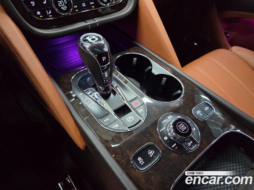 Bentley Bentayga 2021