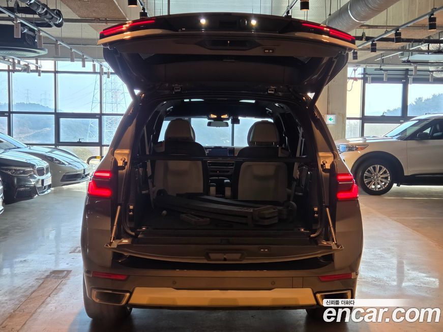 BMW X7 2023