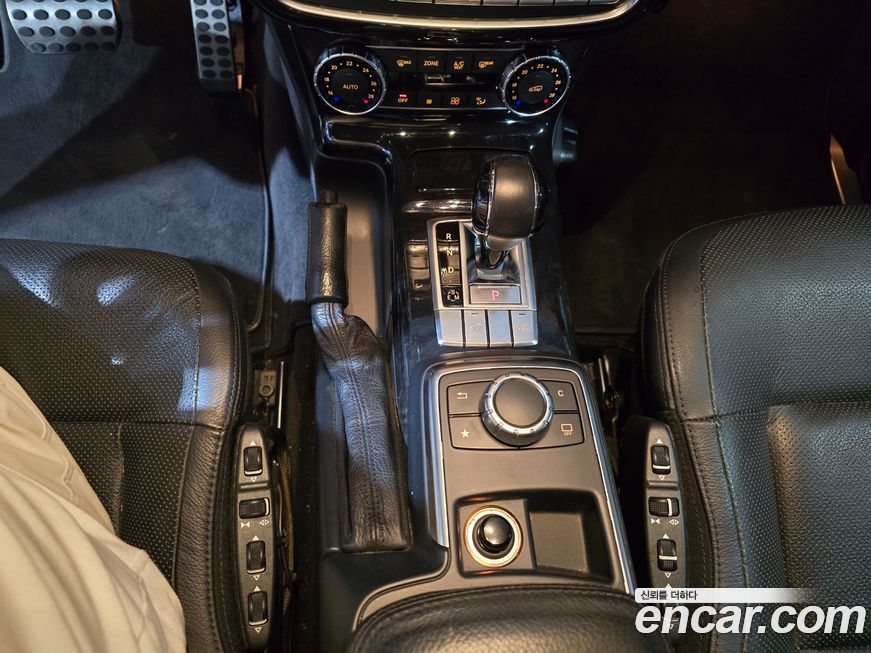 Mercedes-Benz G-Class 2017