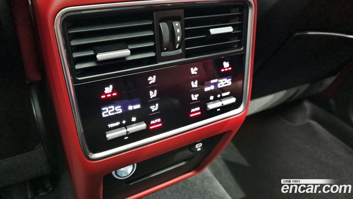 Porsche Cayenne 2023