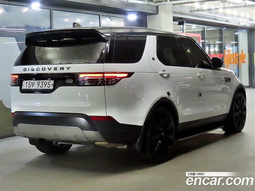 Land Rover Discovery 2018