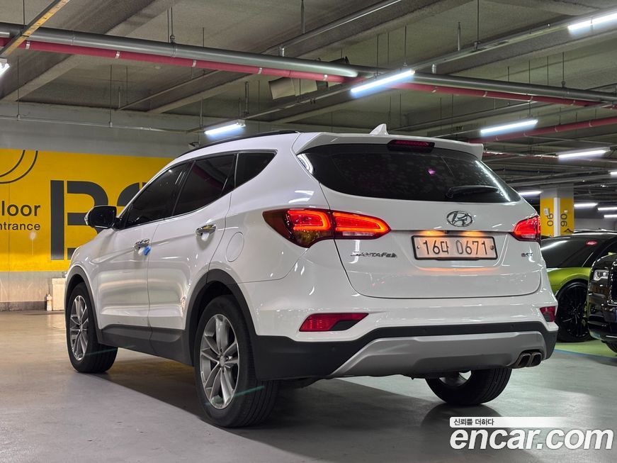 Hyundai Santafe 2016