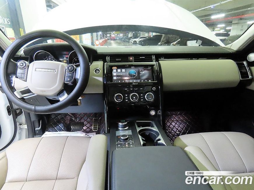 Land Rover Discovery 2018