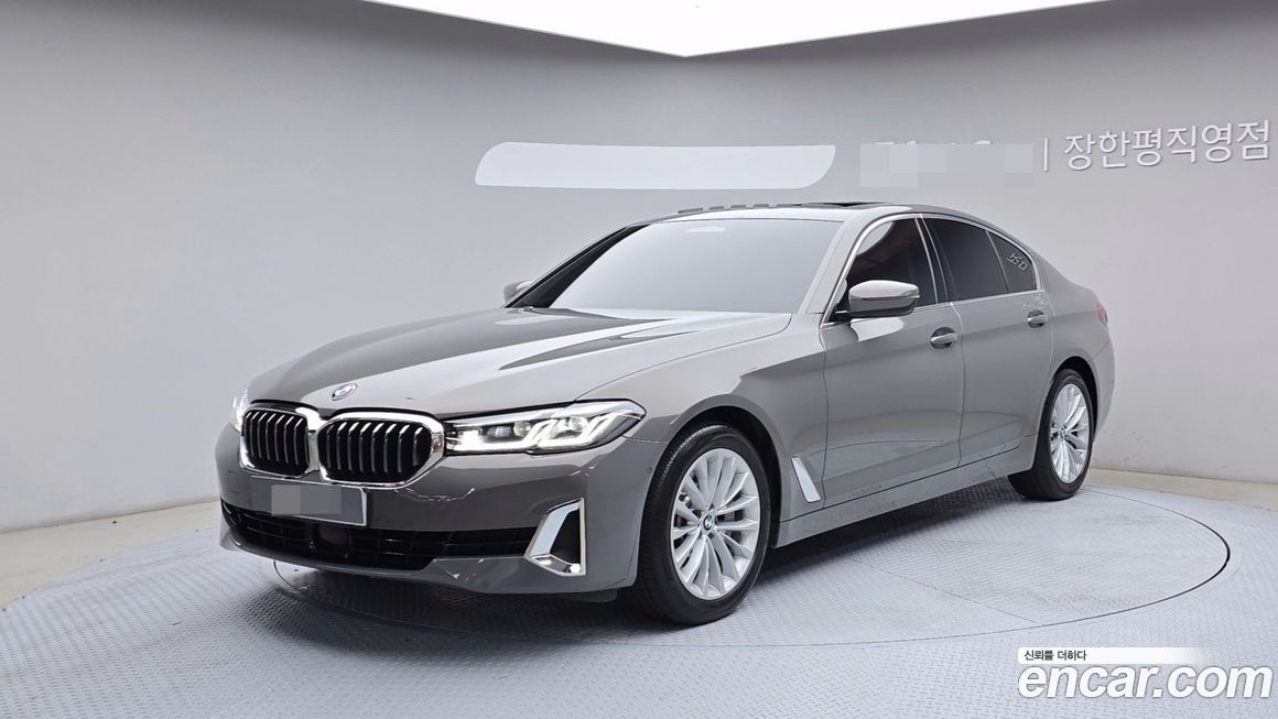 BMW 5-Series 2021