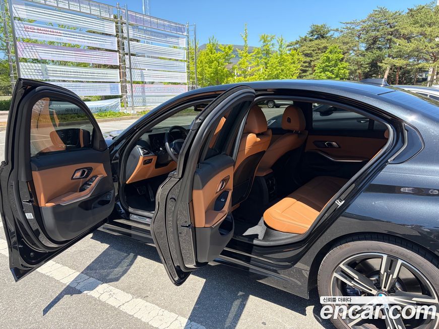 BMW 3-Series 2023