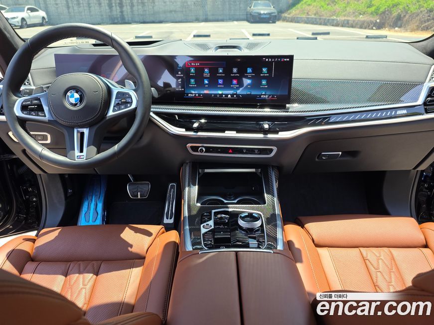 BMW X7 2025