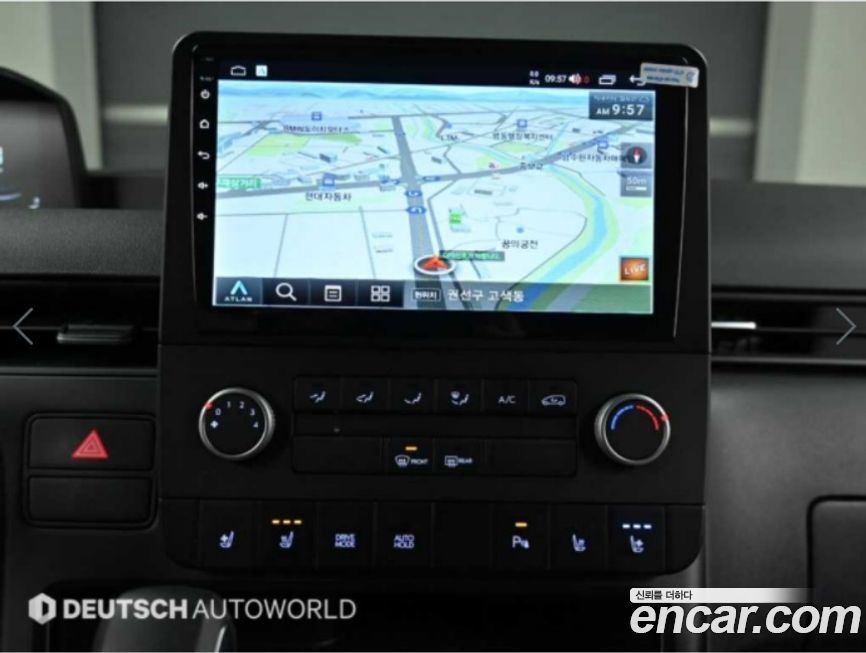 Hyundai Staria 2025