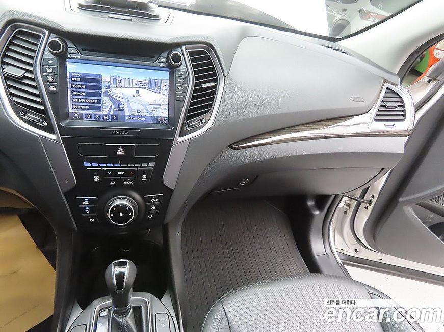 Hyundai Santafe 2014