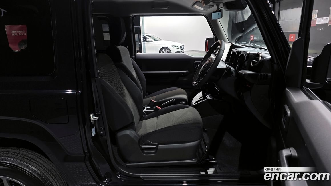 Suzuki Jimny 2025