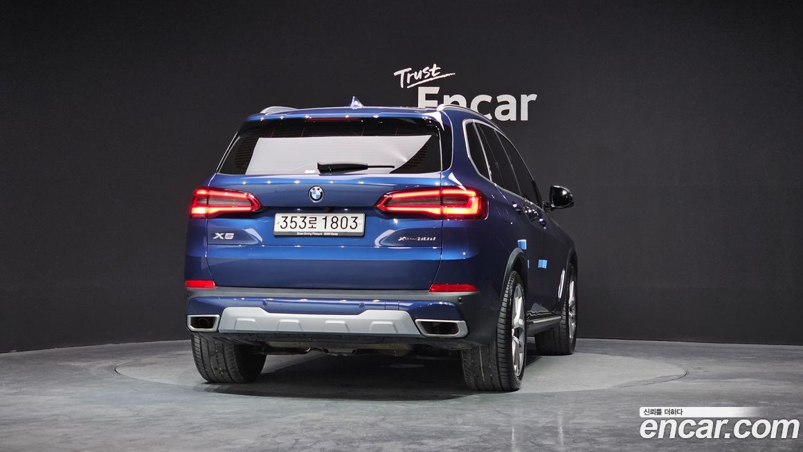 BMW X5 2019