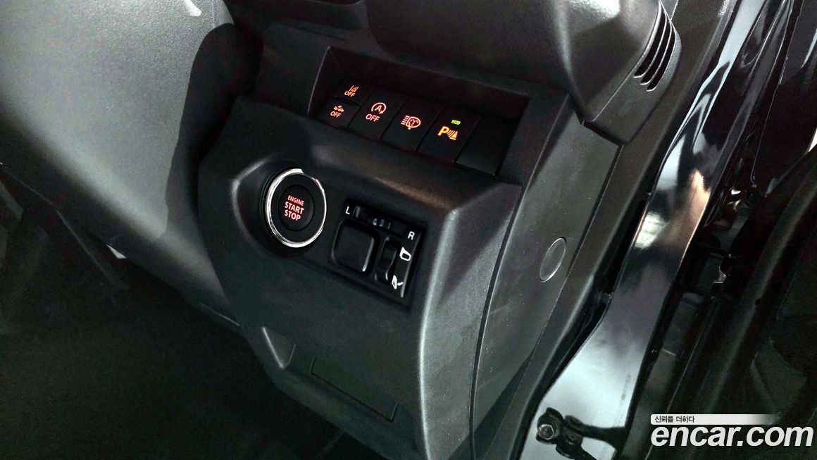 Suzuki Jimny 2025