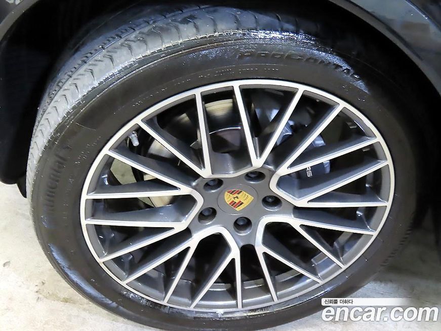 Porsche Cayenne 2022