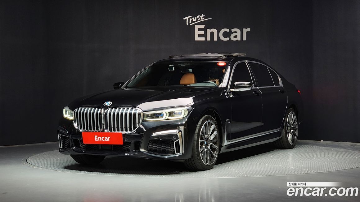 BMW 7-Series 2021