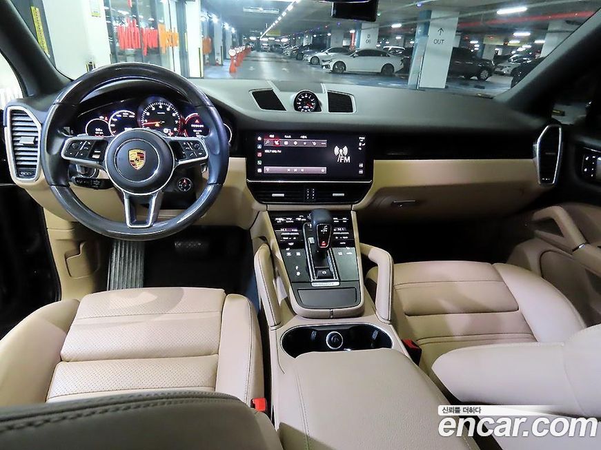 Porsche Cayenne 2022