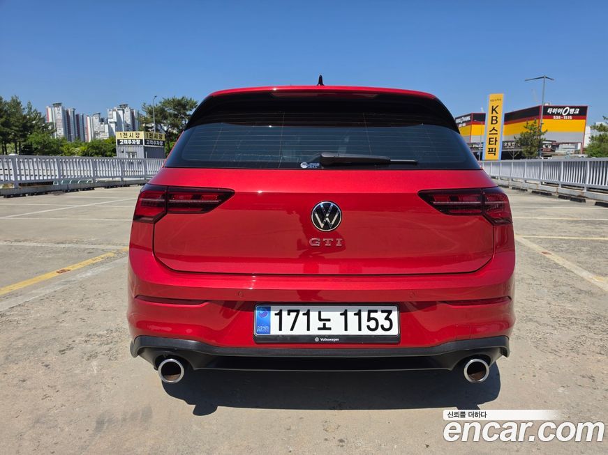 Volkswagen Golf 2024