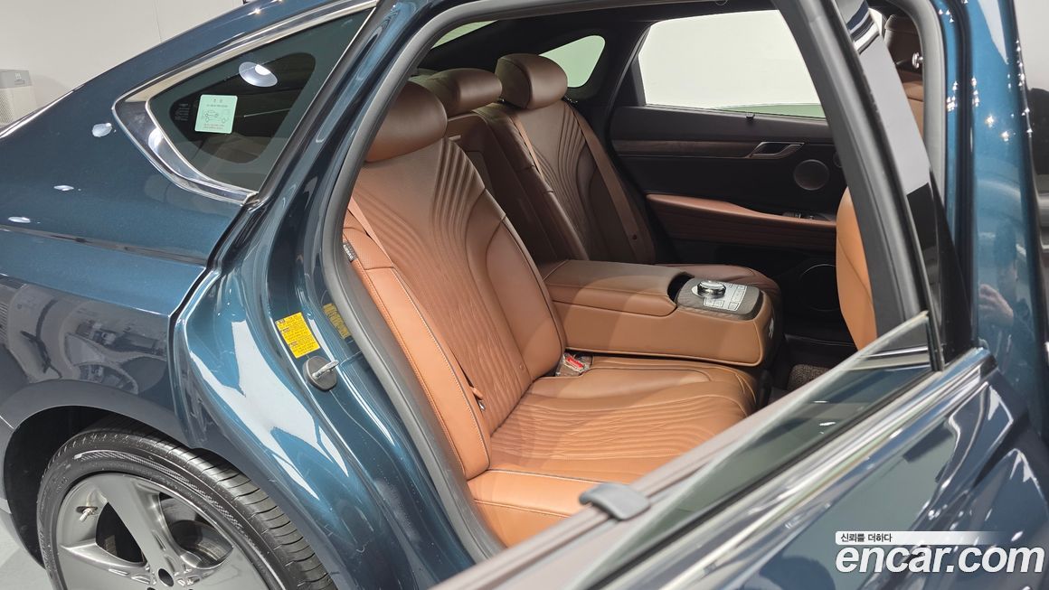 Genesis G80 2023