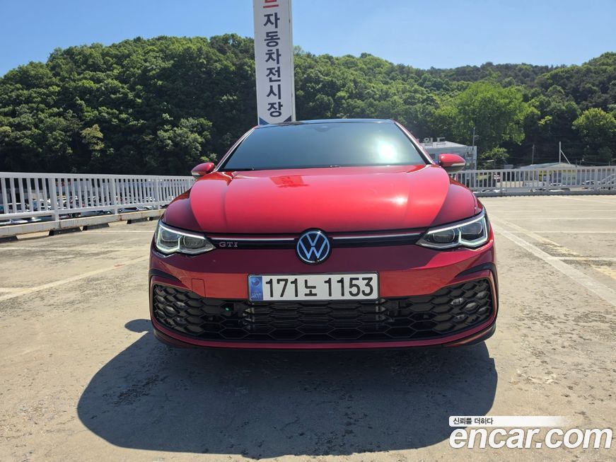Volkswagen Golf 2024