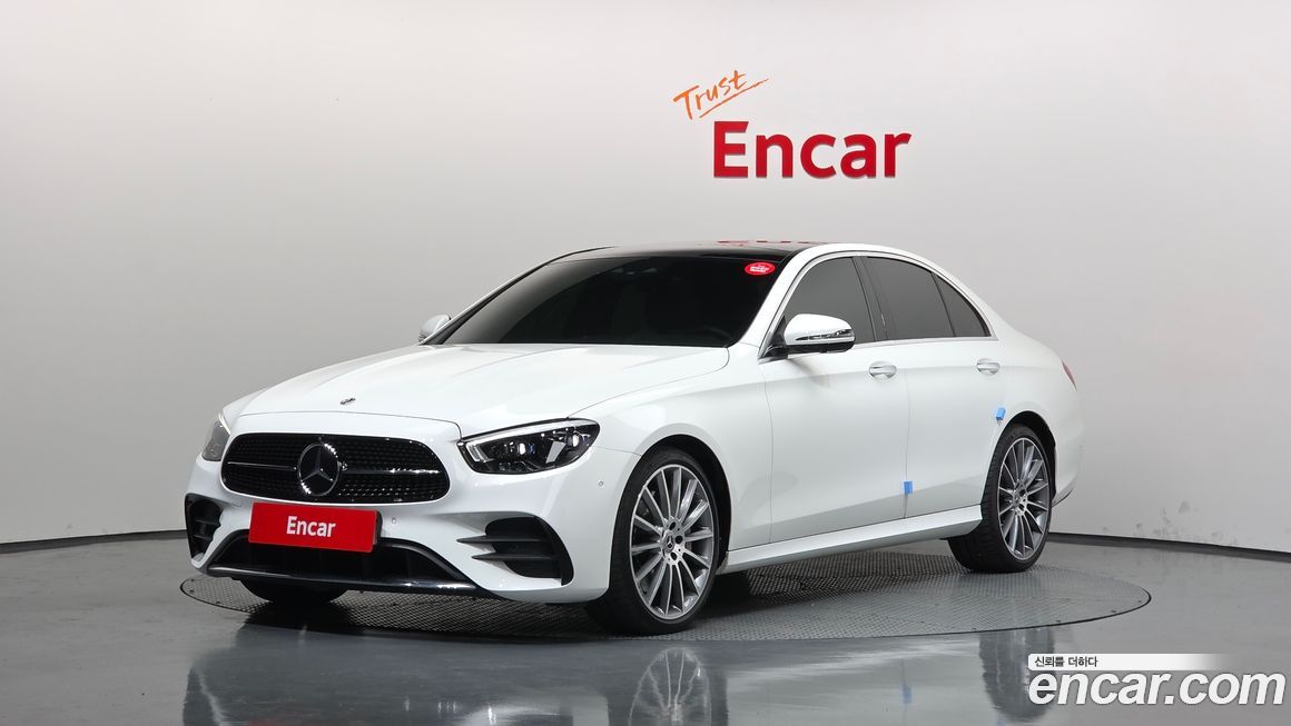 Mercedes-Benz E-Class 2022