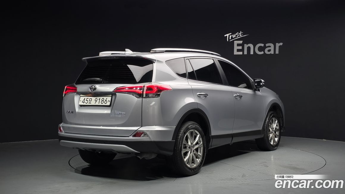 Toyota RAV4 2017