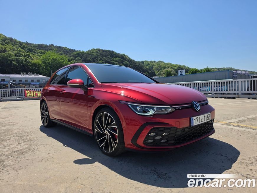 Volkswagen Golf 2024