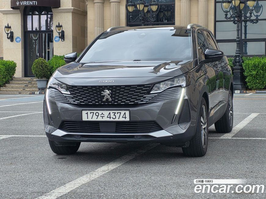 Peugeot 5008 2021