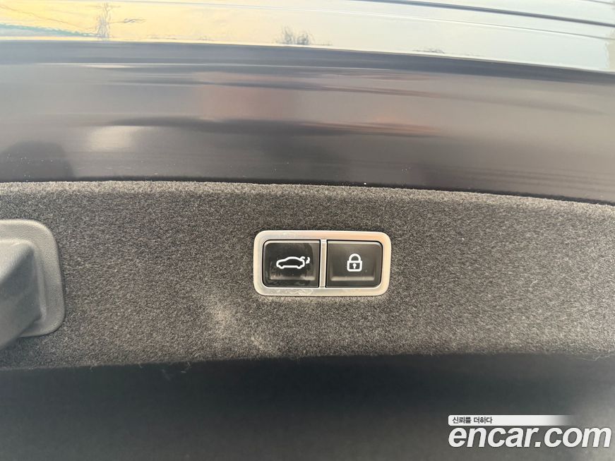 Genesis G90 2023