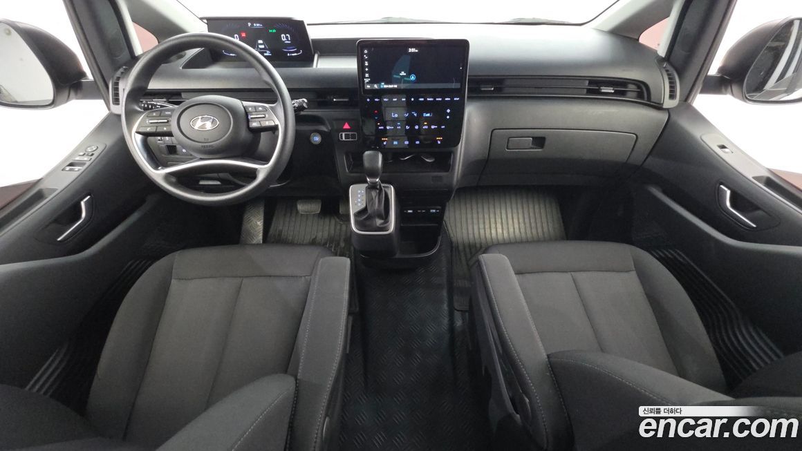 Hyundai Staria 2022