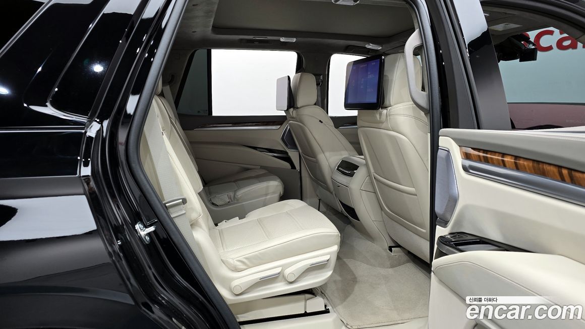 Cadillac Escalade 2025