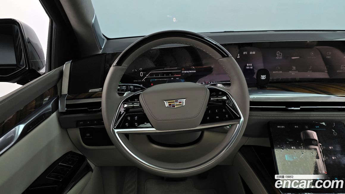 Cadillac Escalade 2025