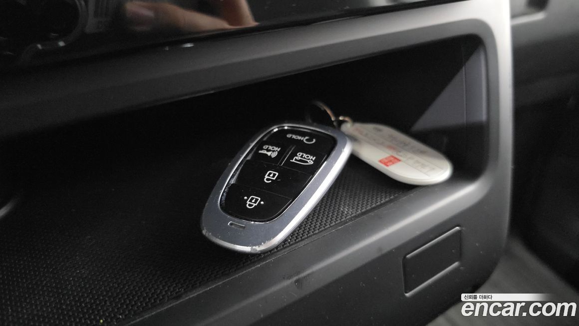 Hyundai Staria 2022