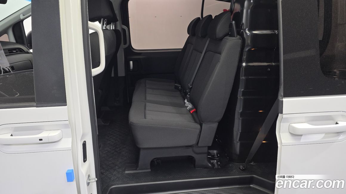 Hyundai Staria 2022