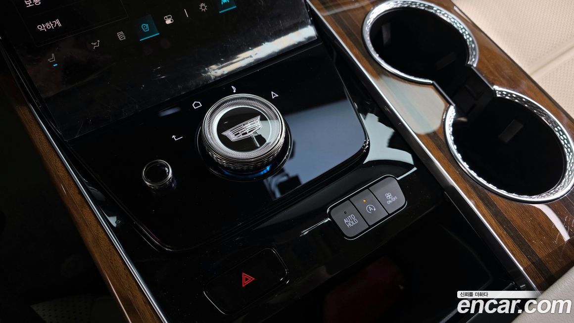 Cadillac Escalade 2025