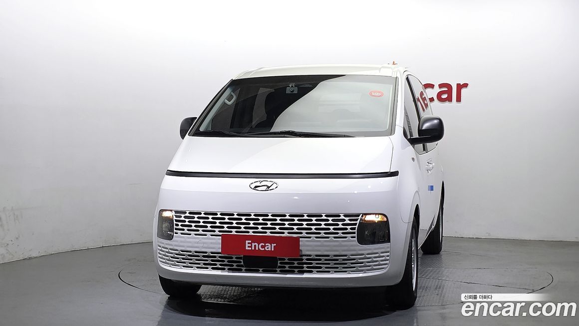 Hyundai Staria 2022