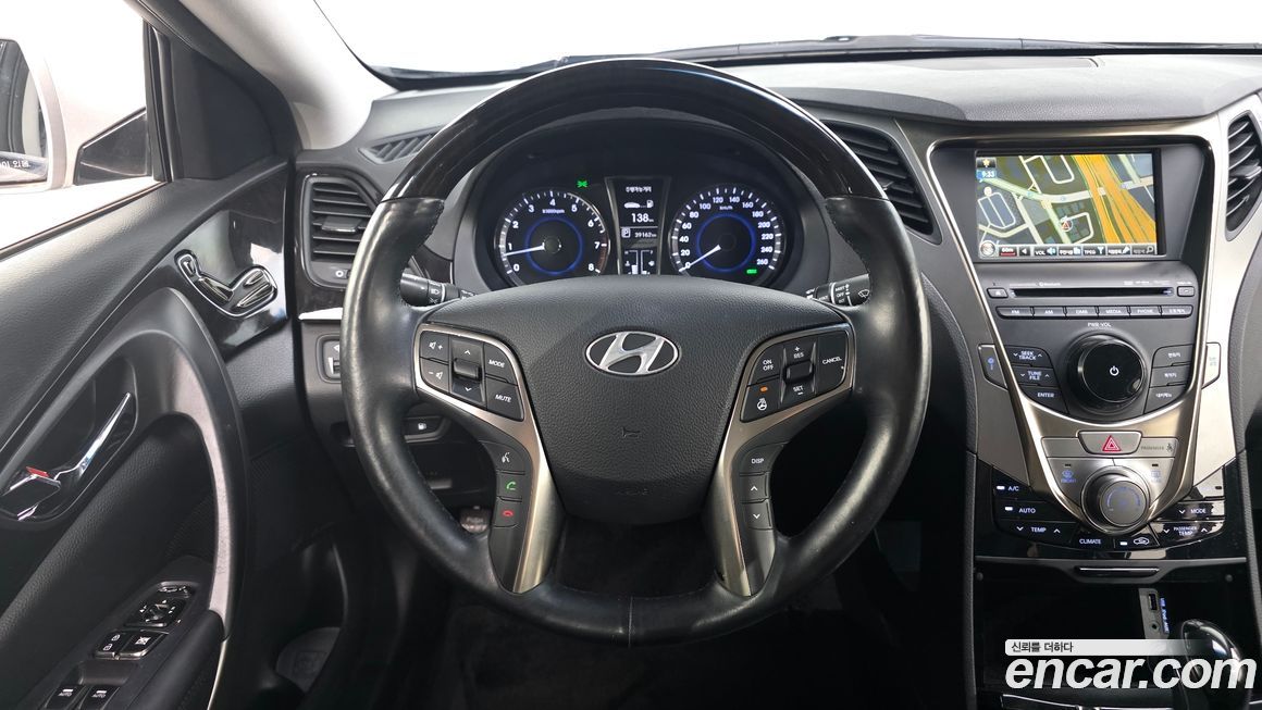 Hyundai Grandeur 2012