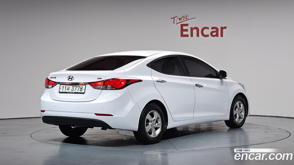 Hyundai AVANTE 2016