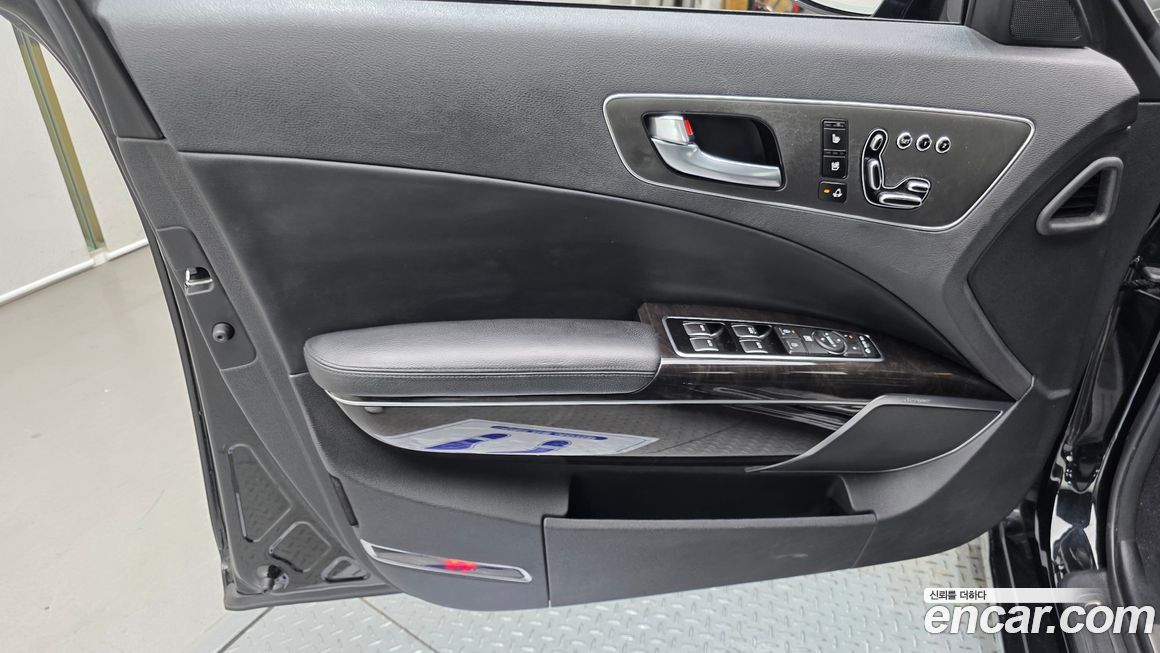 Kia K9 2014