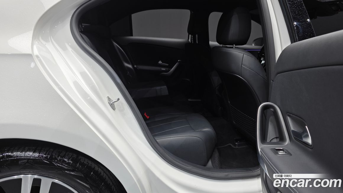 Mercedes-Benz A-Class 2023